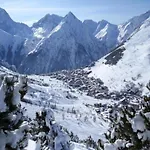 Шале In Les 2 Alpes Near Piste *