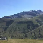 In Les 2 Alpes Near Piste Шале Ле дез Альп