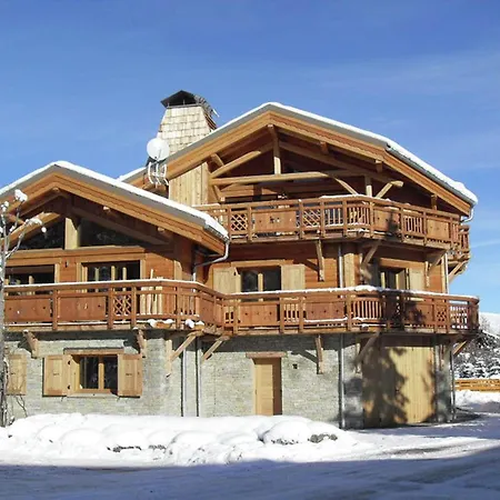 In Les 2 Alpes Near Piste Chalet *