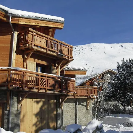 In Les 2 Alpes Near Piste Chalet *