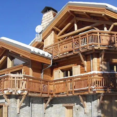 In Les 2 Alpes Near Piste Chalet