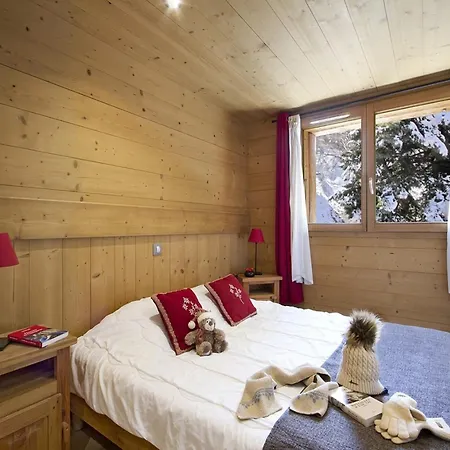 Chalet In Les 2 Alpes Near Piste *