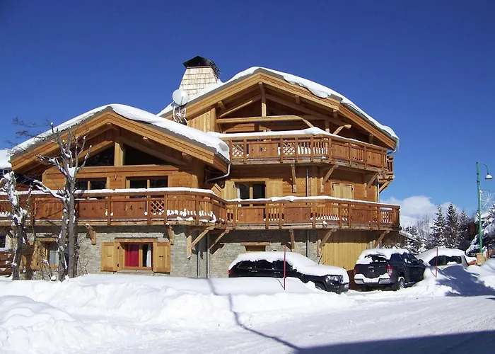 In Les 2 Alpes Near Piste Chalet