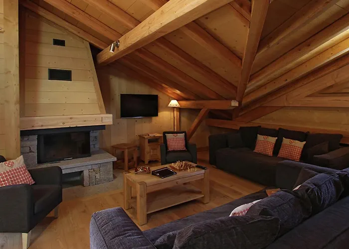 In Les 2 Alpes Near Piste Chalet