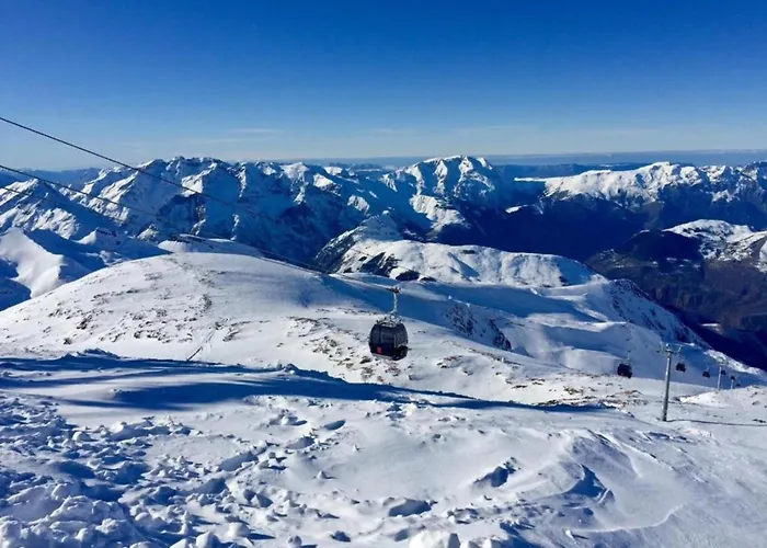 In Les 2 Alpes Near Piste Chalet Les Deux Alpes