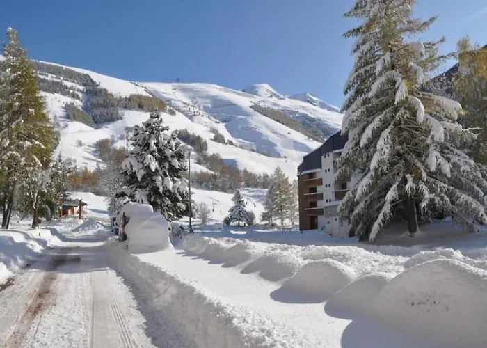 In Les 2 Alpes Near Piste Chalet *